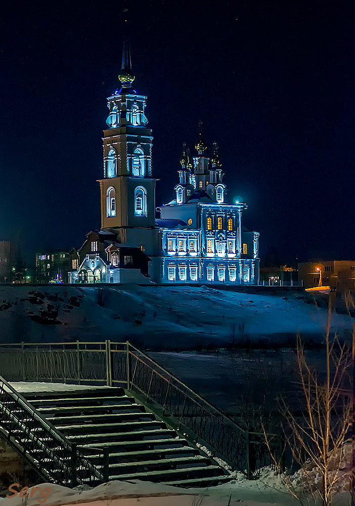 Церковь в североуральске фото