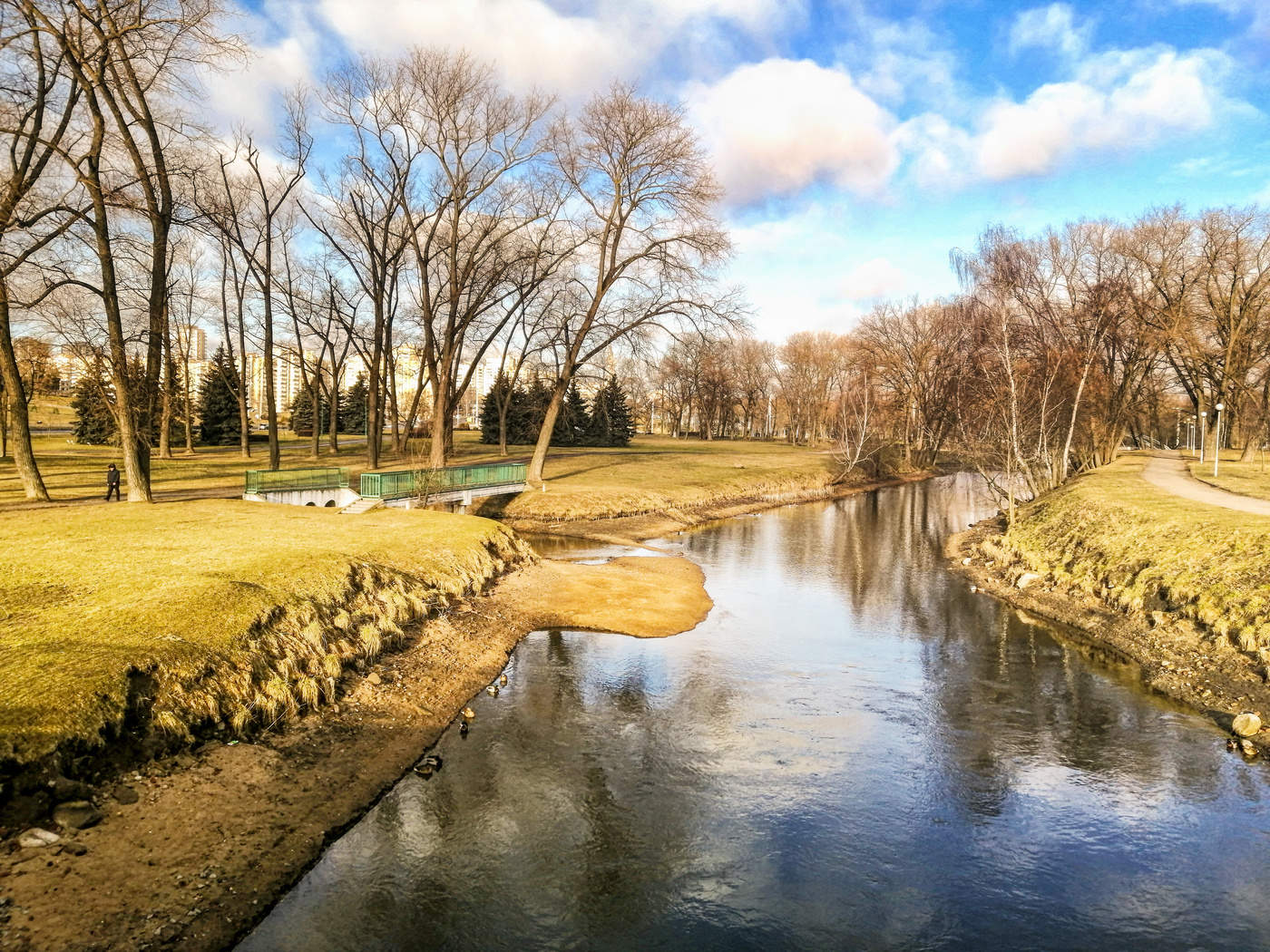 исток реки свислочь. свислочь белоруссия. свислочь приток. свислочь приток. долина реки свислочь.