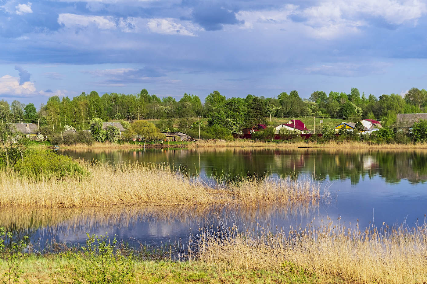 Деревня озеро село