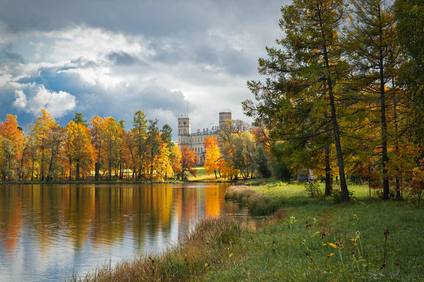 Осенний парк в Гатчине