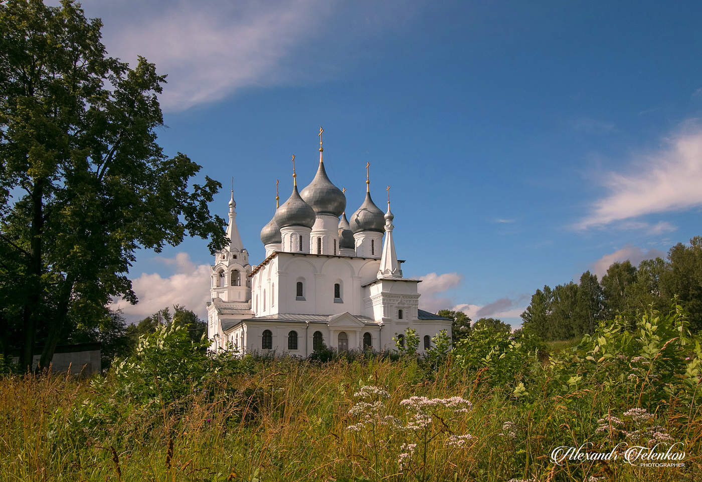 крестовоздвиженский собор в тутаеве