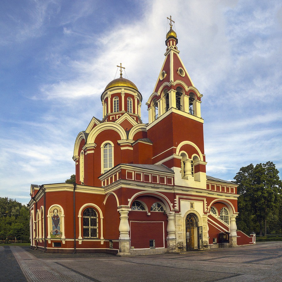 Храм благовещения пресвятой богородицы в петровском парке фото внутри