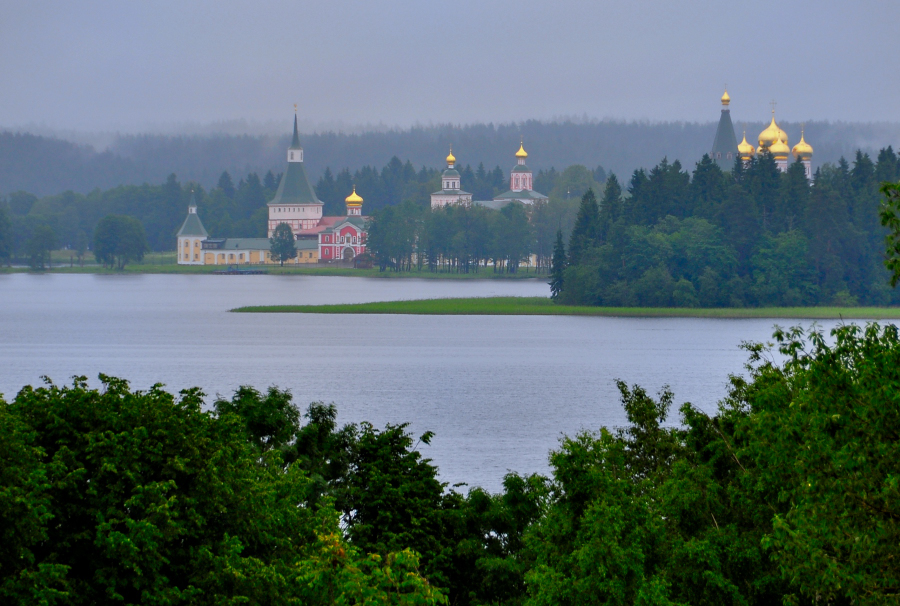 Иверский монастырь на валдае фото