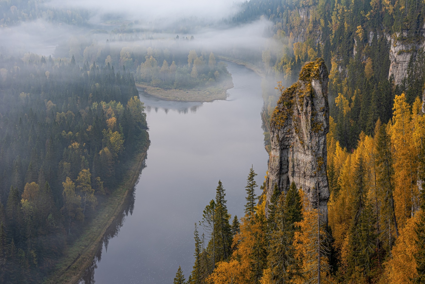 Уральская река Усьва