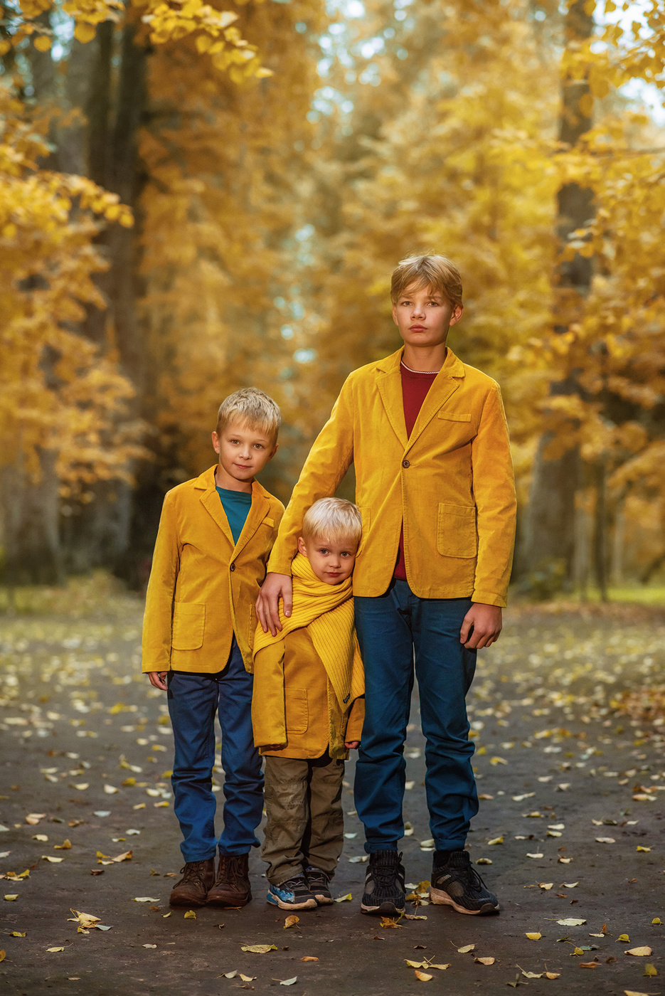 Семейная фотосессия в желтом