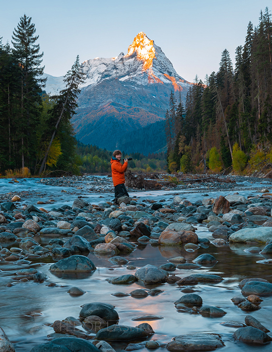 Гора белалакая Домбай фото