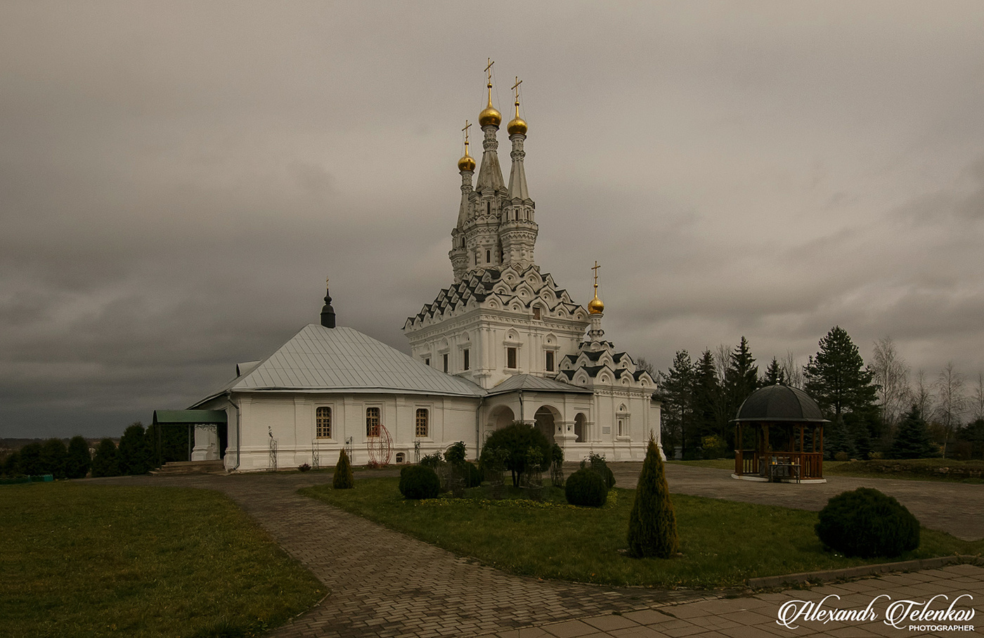 Трехшатровая Церковь Одигитрии в Вязьме