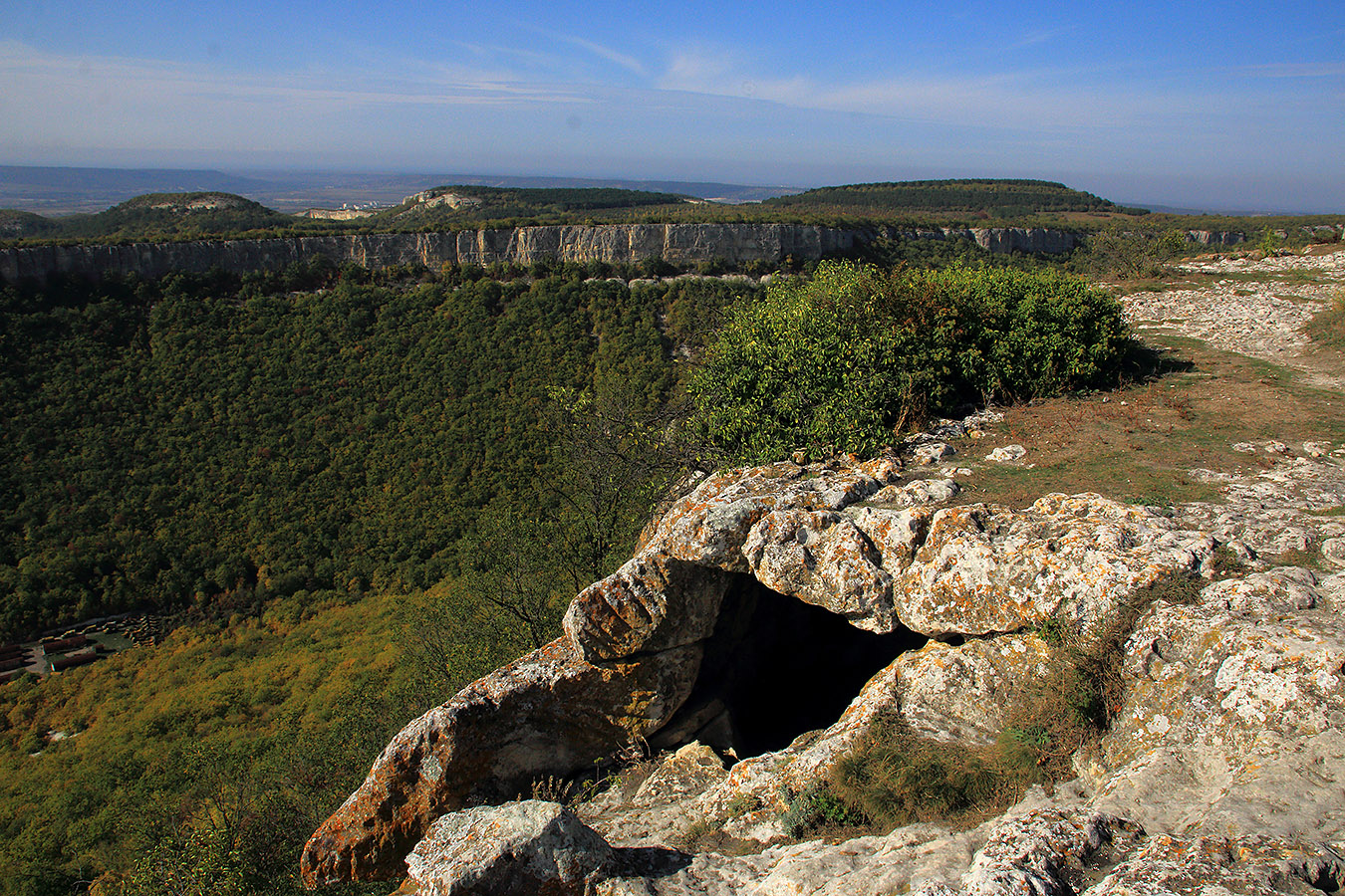 Пещерный город тепе кермен фото