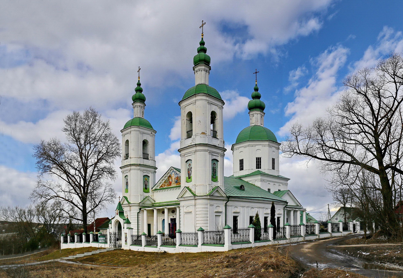 Село молоди. Церковь в молоди Чеховский район. Молоди (Московская область). Деревня молоди Московская область.